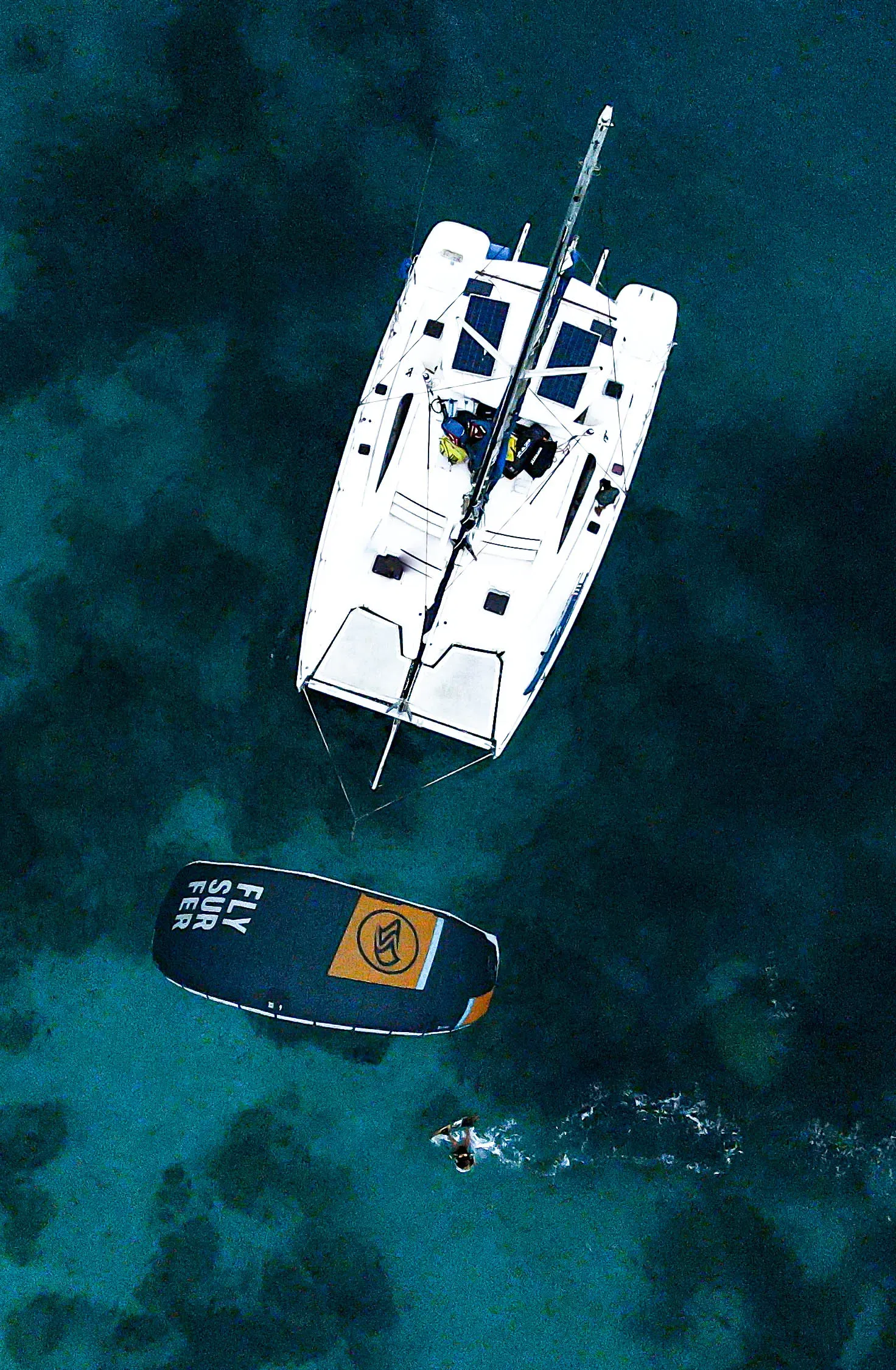 Kitesurfing on the Paje lagoon