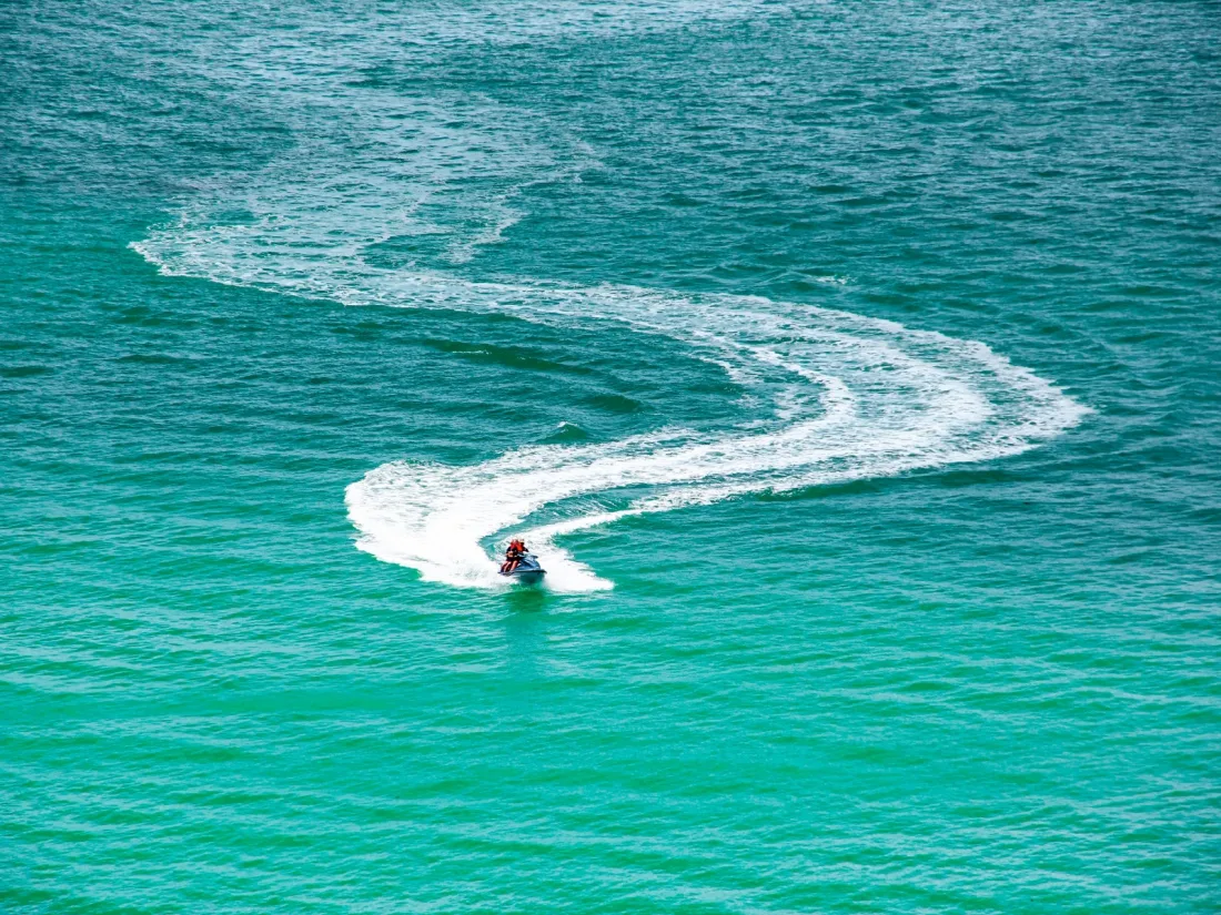 Jet ski on the Paje lagoon
